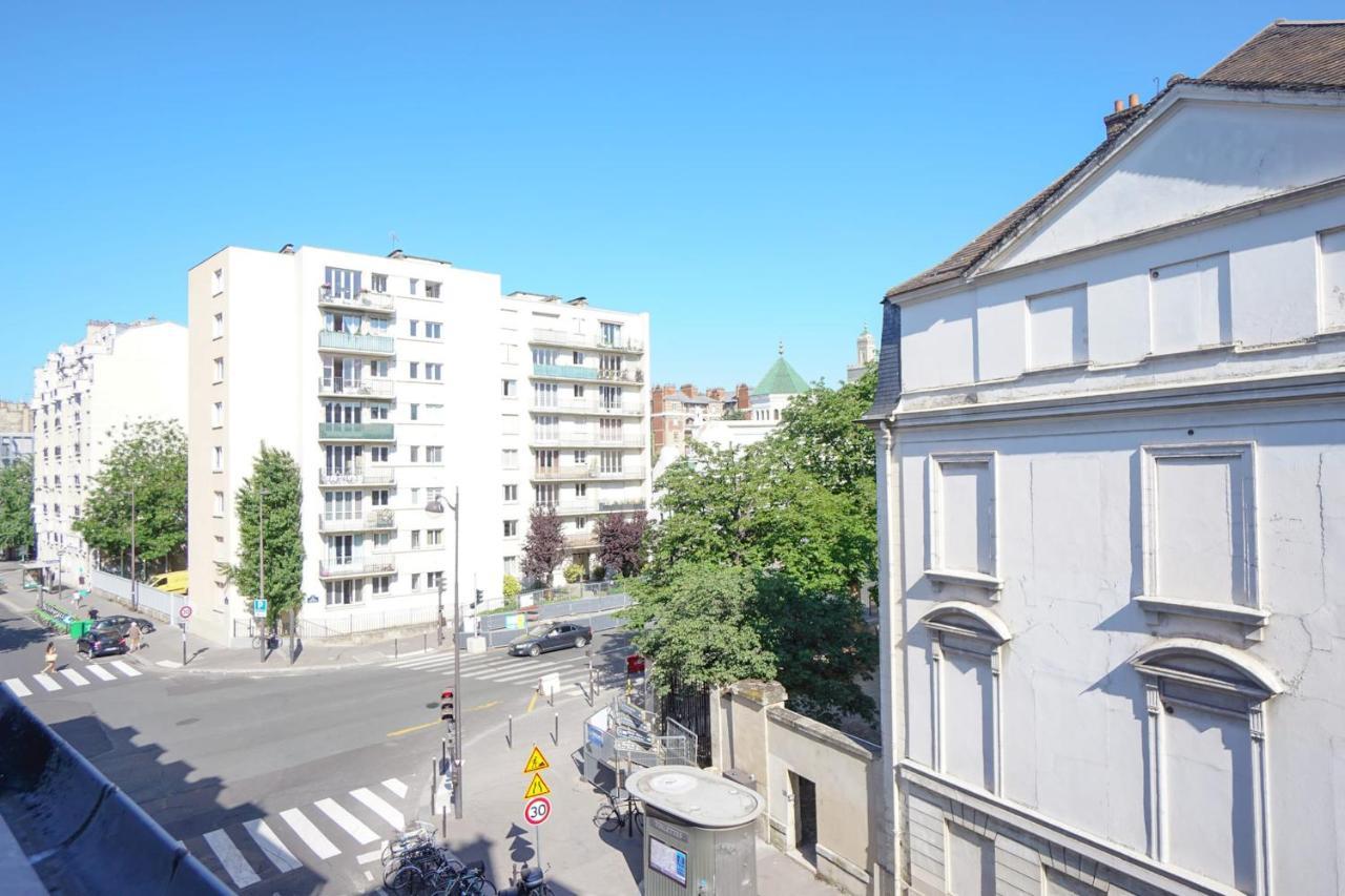 Beautiful Apartment In The Heart Of パリ エクステリア 写真